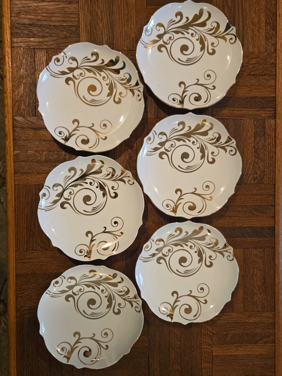Pier 1 Other - Pier 1 Elegant Scroll Plates